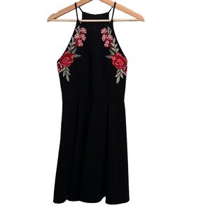 B. Darlin Mini Black Dress Halter Neck. Floral Embroidery. Sz 9/10 Juniors EUC.